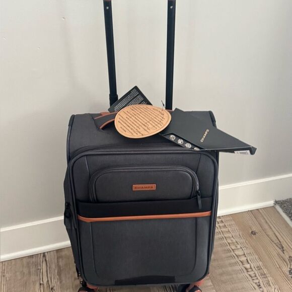 CHAMPS Classic II Collection 1-piece Softside Luggage  suitcase 24”Grey GREY - Picture 3 of 13